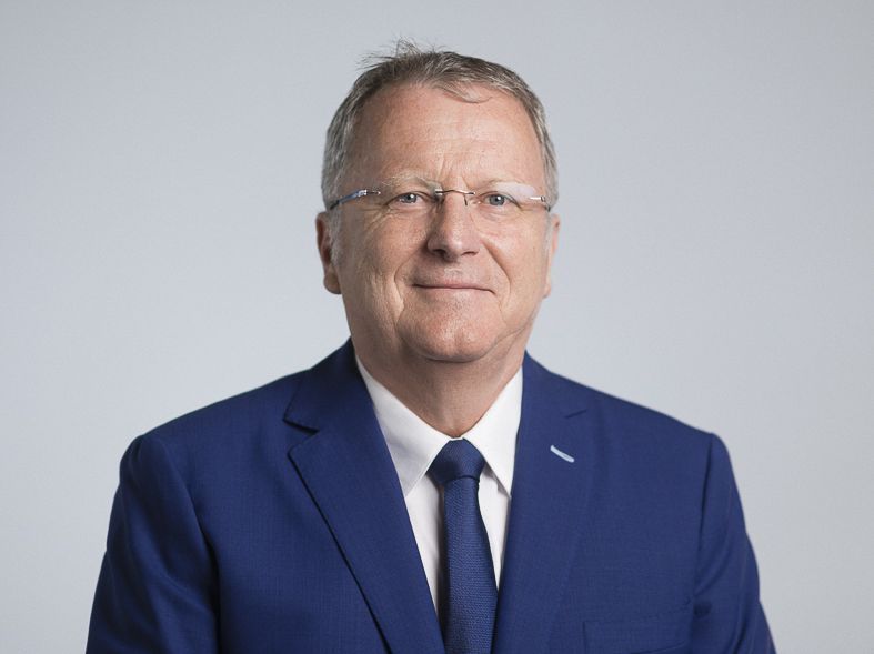 Portrait Prof. Dr. Maxime Zuber