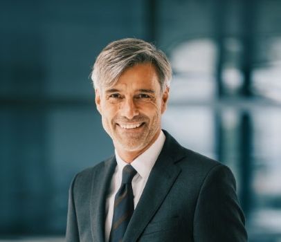 Portrait Prof. Dr. Sebastian Wörwag